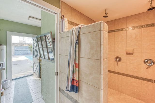 845 N Van Ness Avenue, Fresno, CA 93728