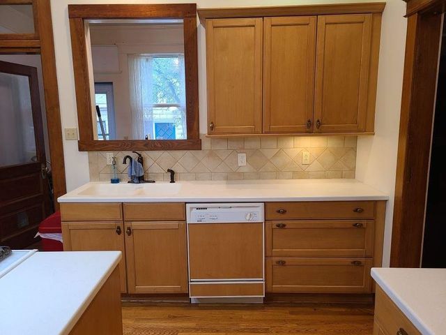 1010 E 9th Ave, Winfield, KS 67156