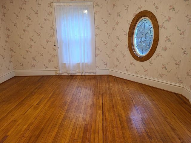 1010 E 9th Ave, Winfield, KS 67156