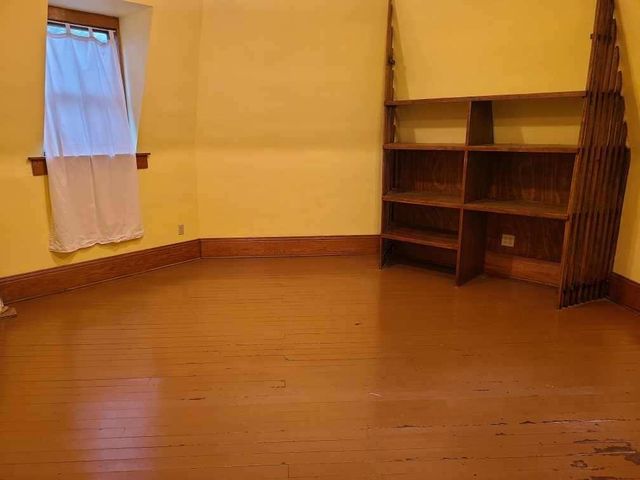 1010 E 9th Ave, Winfield, KS 67156