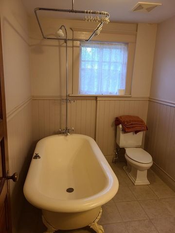 1010 E 9th Ave, Winfield, KS 67156