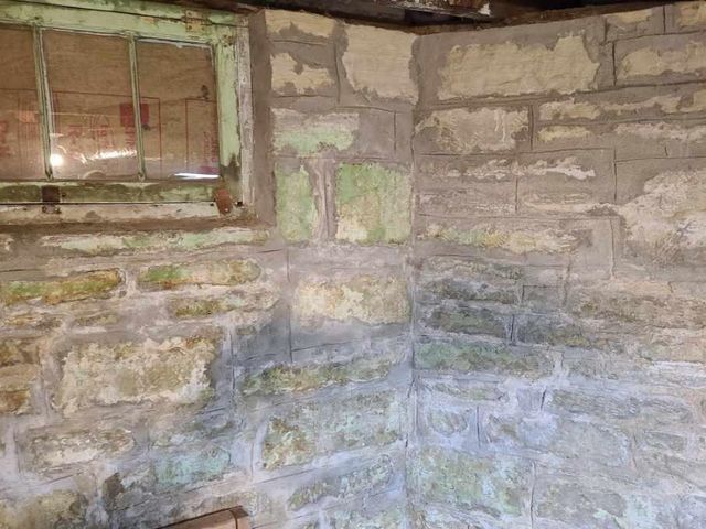 1010 E 9th Ave, Winfield, KS 67156