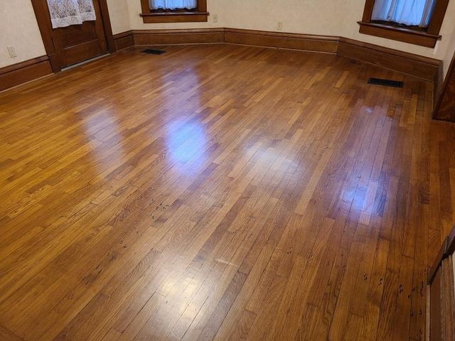 1010 E 9th Ave, Winfield, KS 67156