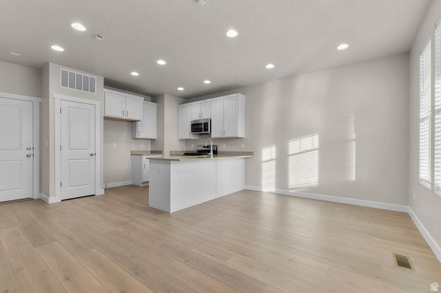 7808 W ALTA SPRINGS LN, Magna, UT 84044