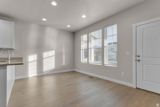 7808 W ALTA SPRINGS LN, Magna, UT 84044