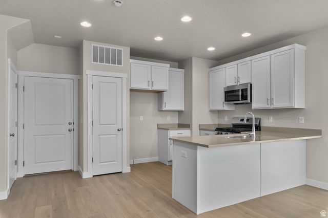 7808 W ALTA SPRINGS LN, Magna, UT 84044