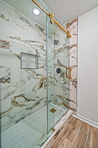 15802 Seattle Street, Jersey Village, TX 77040