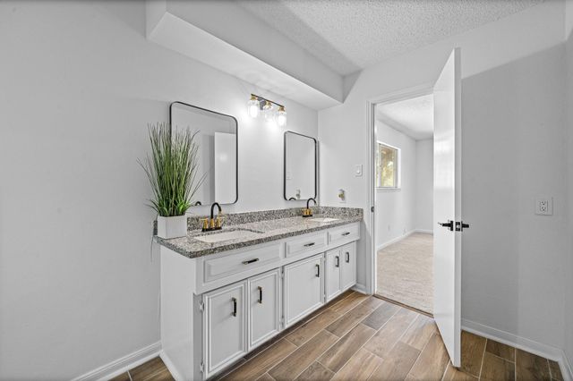 15802 Seattle Street, Jersey Village, TX 77040