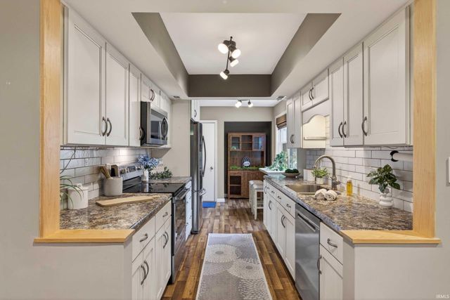9136 Greenridge Lane, Bloomington, IN 47401