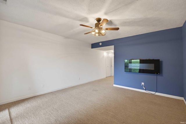 9136 Greenridge Lane, Bloomington, IN 47401