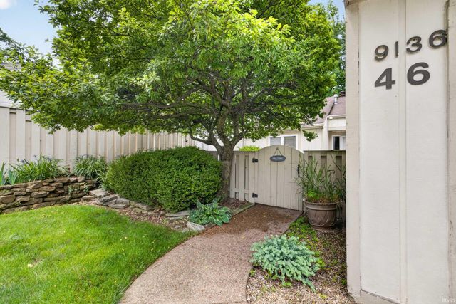 9136 Greenridge Lane, Bloomington, IN 47401