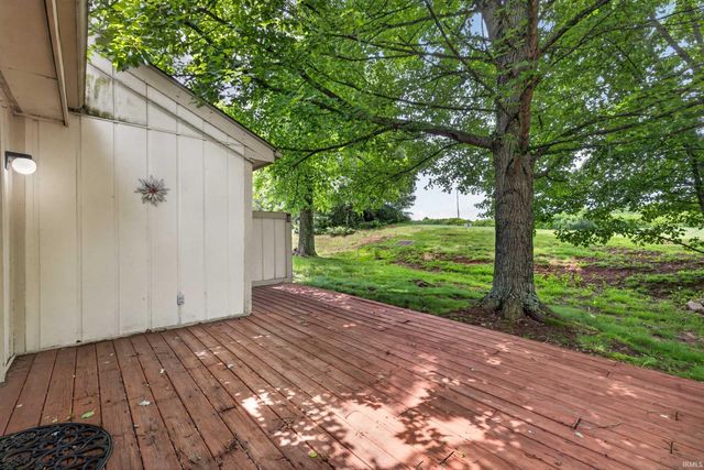 9136 Greenridge Lane, Bloomington, IN 47401