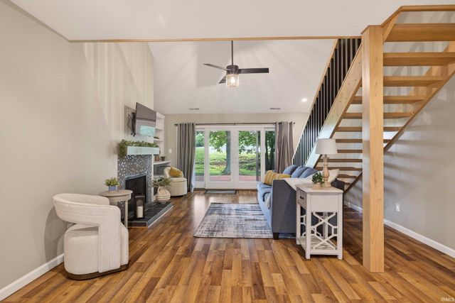 9136 Greenridge Lane, Bloomington, IN 47401