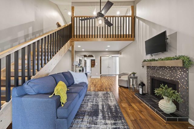 9136 Greenridge Lane, Bloomington, IN 47401