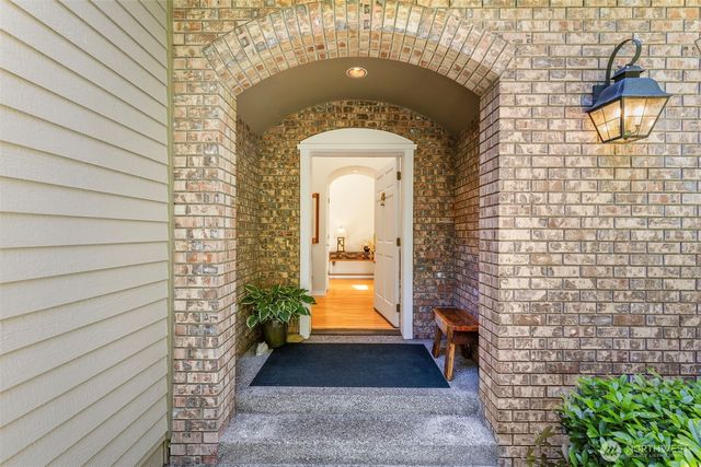 203 Baycliff Drive, Port Townsend, WA 98368
