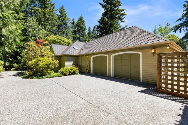 203 Baycliff Drive, Port Townsend, WA 98368