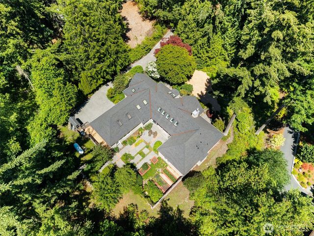 203 Baycliff Drive, Port Townsend, WA 98368