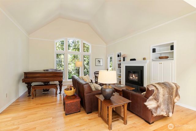 203 Baycliff Drive, Port Townsend, WA 98368