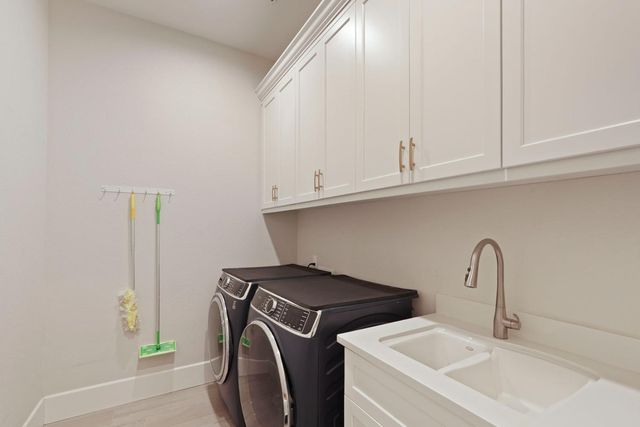 1557 Marigold Way, Lodi, CA 95242