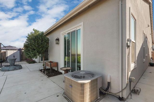 1557 Marigold Way, Lodi, CA 95242