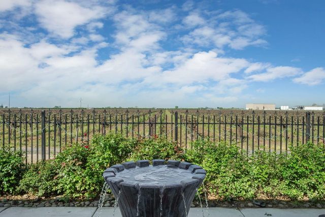 1557 Marigold Way, Lodi, CA 95242