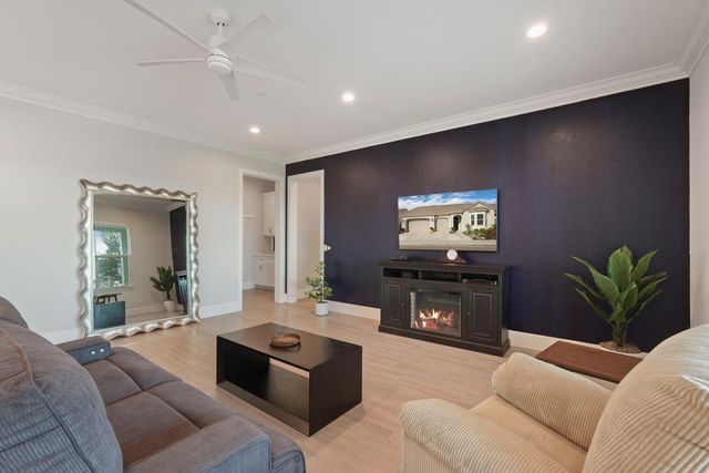 1557 Marigold Way, Lodi, CA 95242