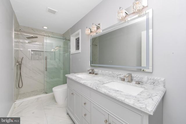 130 KOSSUTH ST, Riverside, NJ 08075