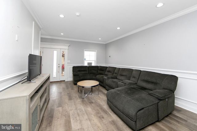 130 KOSSUTH ST, Riverside, NJ 08075