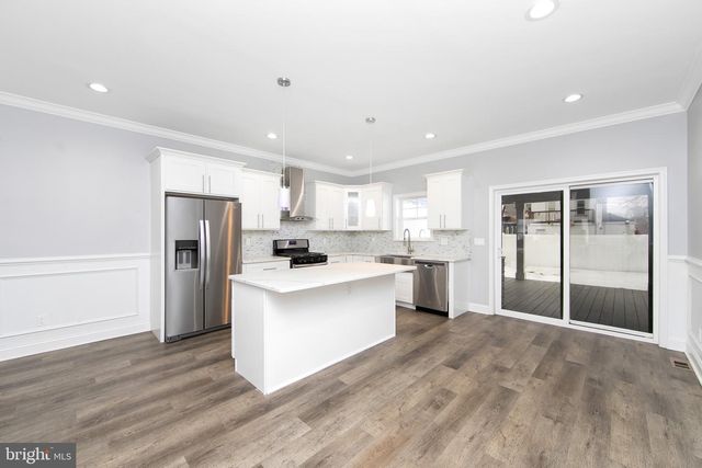 130 KOSSUTH ST, Riverside, NJ 08075