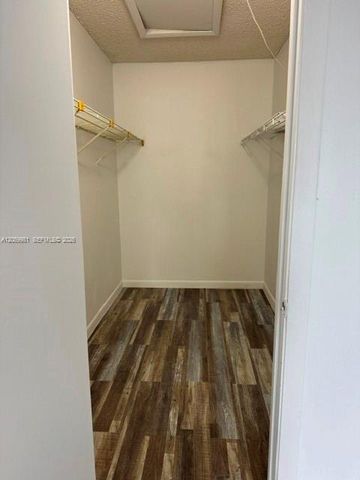 2050 NW 43rd Ter 5, Lauderhill, FL 33313