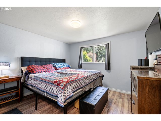 24403 BOLTON HILL Rd, Veneta, OR 97487