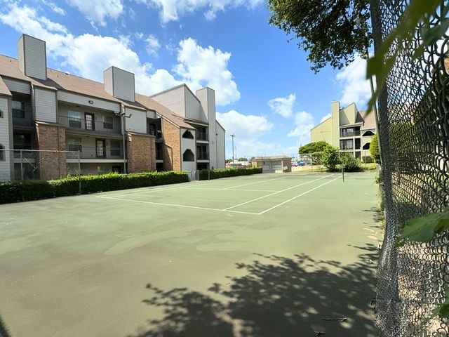 6108 Abrams Road 222, Dallas, TX 75231