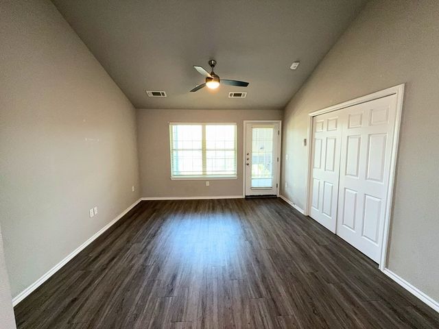 6108 Abrams Road 222, Dallas, TX 75231