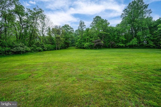 49 YORKSHIRE ROAD, Mohnton, PA 19540
