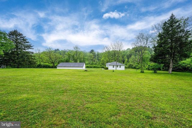 49 YORKSHIRE ROAD, Mohnton, PA 19540