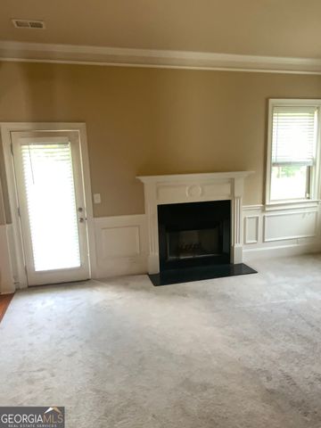 159 Saintvry Way, Atlanta, GA 30349