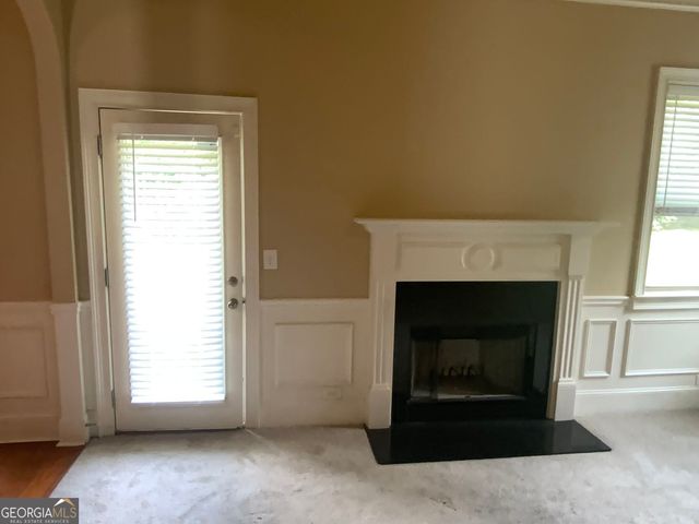 159 Saintvry Way, Atlanta, GA 30349