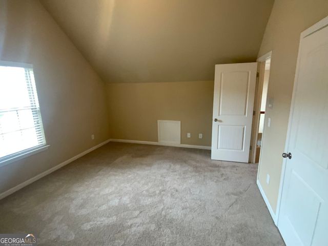 159 Saintvry Way, Atlanta, GA 30349