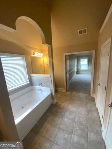 159 Saintvry Way, Atlanta, GA 30349