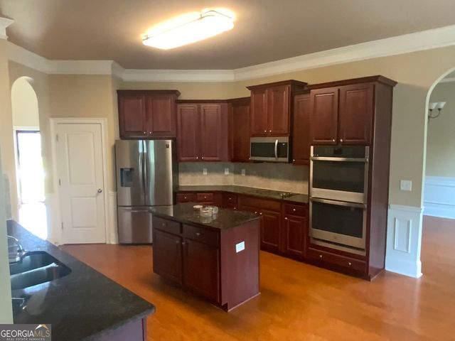 159 Saintvry Way, Atlanta, GA 30349