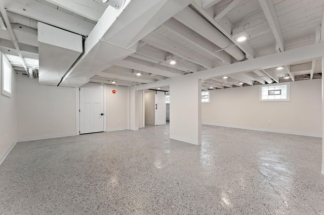 530 S 23rd Street, Porter, IN 46304