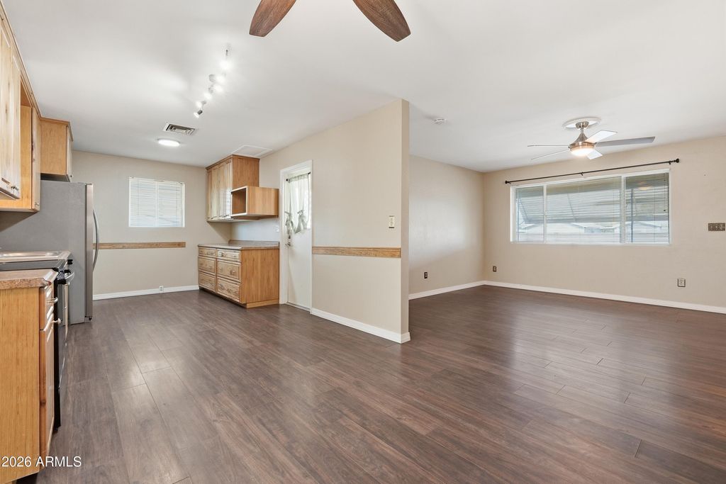 1281 S DELAWARE Drive, Apache Junction, AZ 85120 — photo 4