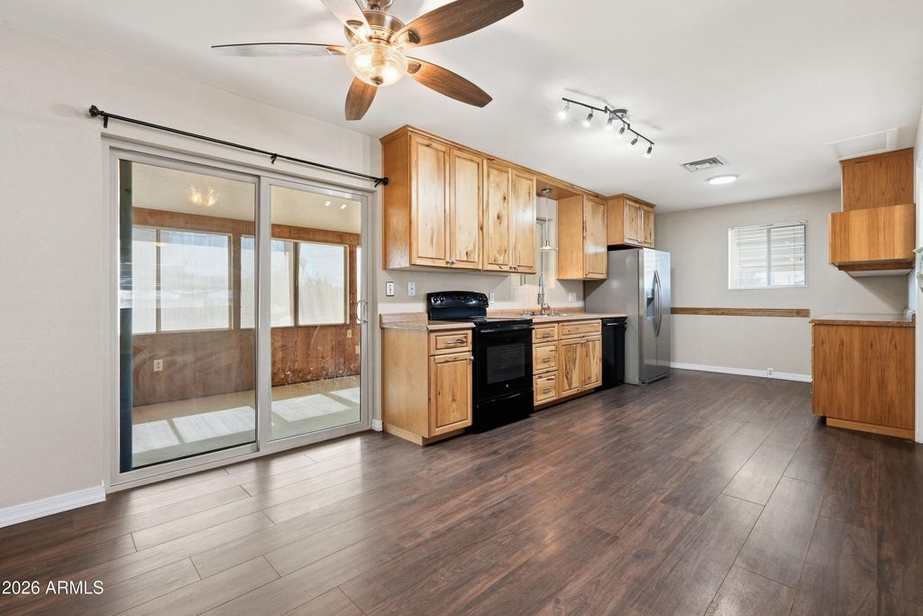 1281 S DELAWARE Drive, Apache Junction, AZ 85120 — photo 5