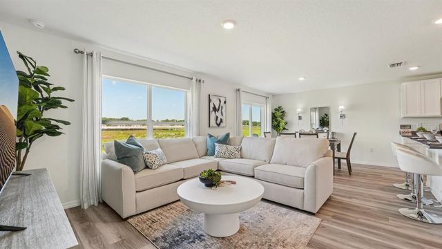 3084 PINK GERBERA SQUARE, Plant City, FL 33566