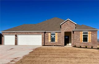 5000 Elnora Lane, Lowell, AR 72745