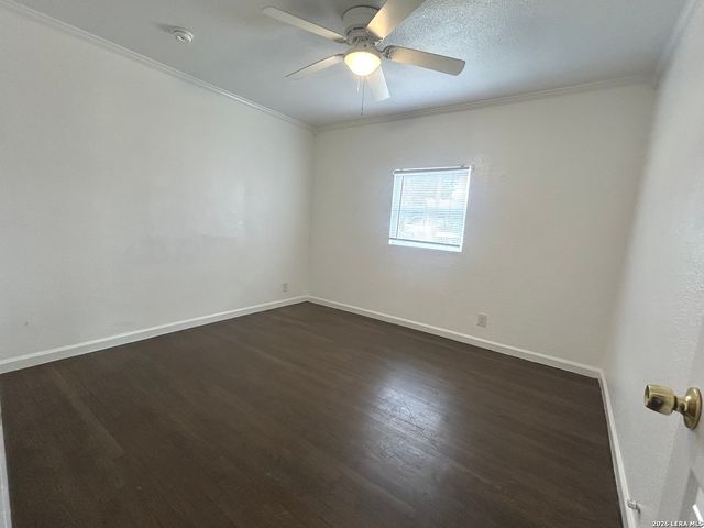 310 Finton A, San Antonio, TX 78204