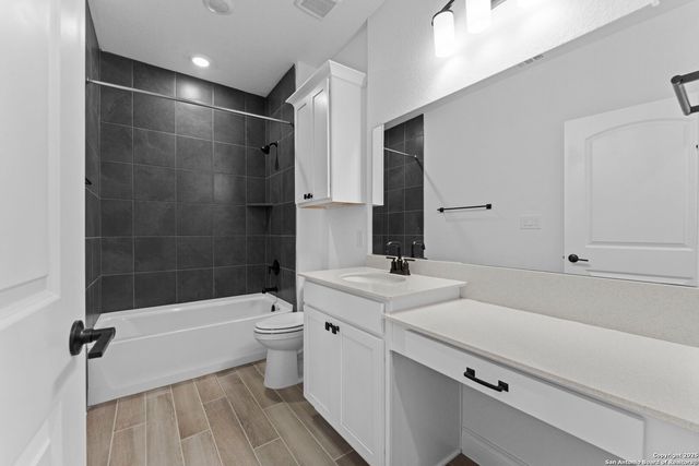 4014 Paddock Trl, Seguin, TX 78155