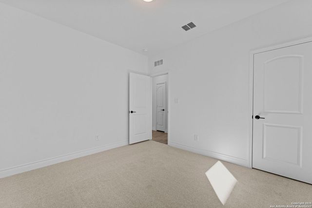 4014 Paddock Trl, Seguin, TX 78155