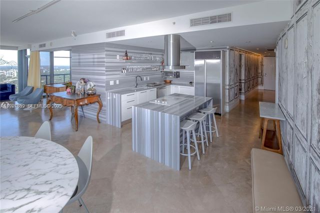 601 NE 36th St 3101, Miami, FL 33137