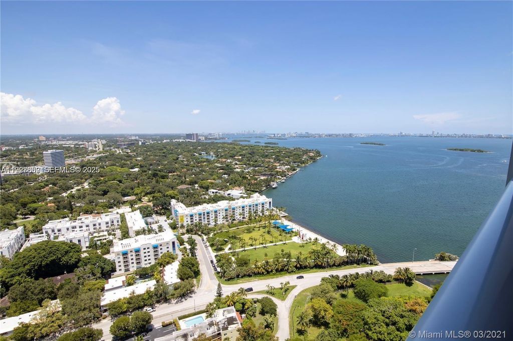 601 NE 36th St 3101, Miami, FL 33137